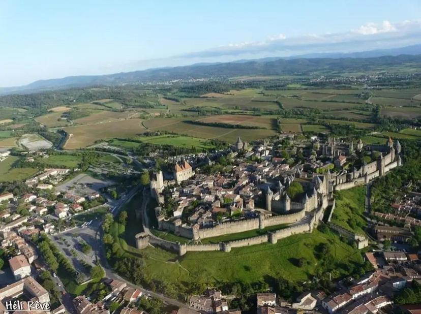 La Maison Du Roi Arthur Carcassonne Exterior foto